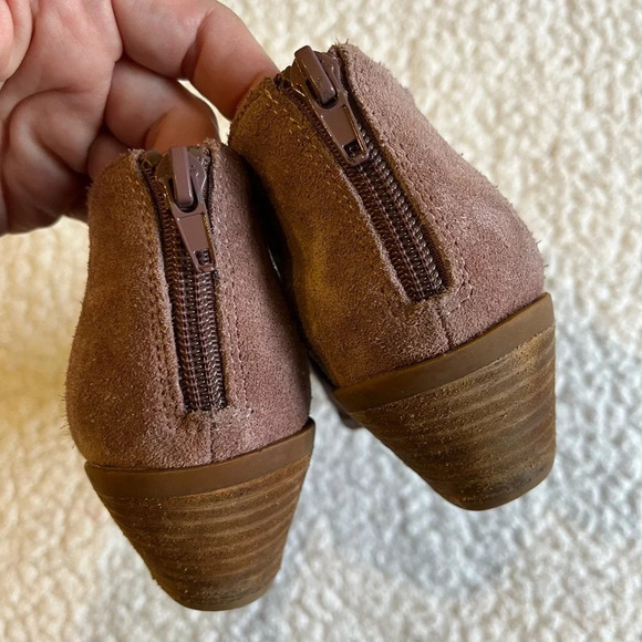 Carlos by Carlos Santana Miranda ankle boot, mauve. Suede. Size 7.5 - Picture 9 of 9